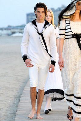 CHANEL cruise 2009/10 Atlantis Dress, Riviera Fashion, Chanel Men, Nautical Outfits, Chanel Resort, 2010 Fashion, Breton Stripes, Chanel Runway, Sailor Style