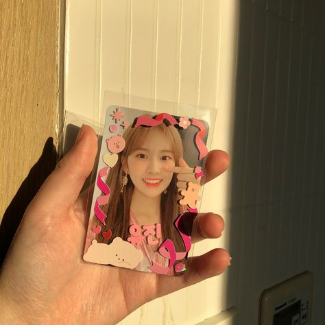 Photocard Sleeve Deco, Photocard Deco Ideas, Photocard Decoration, Penpal Inspiration, Yujin Photocard, Photocard Deco, Pc Decoration, Iz One Yujin, Pc Ideas