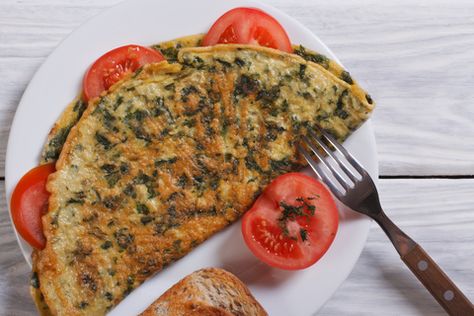 3. Malunggay omelet Malunggay Recipe, Breakfast Mediterranean, Brownie Vegan, Mediterranean Diet Breakfast, Mediterranean Breakfast, Med Diet, Mediterranean Diet Plan, Diet Breakfast, Healthy Benefits