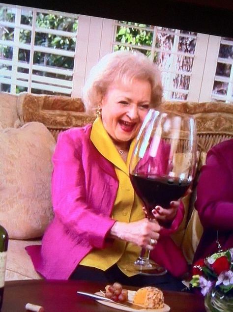 As Betty White says, "a glass of wine a day will help you live longer, let's live forever." #Cheers! @AddThis Wine Memes, Wine Quotes, Betty White, A Glass Of Wine, Wine Humor, Wine Time, Live Forever, Glass Of Wine, Living Forever