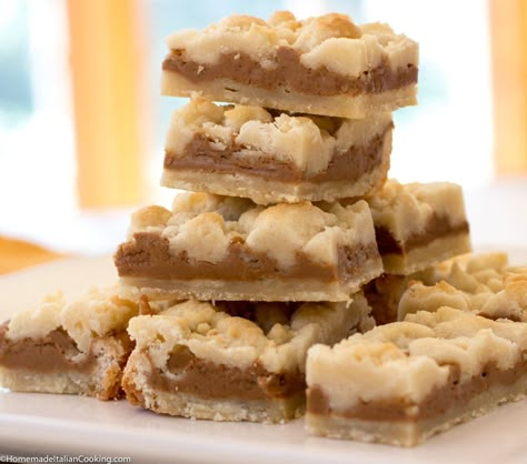 Biscoff Shortbread, Speculoos Cookie Butter, Biscoff Recipes, Shortbread Bars, Biscoff Cookies, Cookie Butter, Butter Cookies Recipe, Carlo Scarpa, Homemade Italian