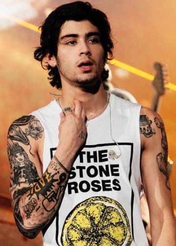 19 Zayn Outfits We'll Literally Never Forget Zayn Malik Photos, Very Important Person, Zayn Malik Pics, One Direction Pictures, Don Juan, 1d And 5sos, Zayn Malik, Liam Payne, The Villain