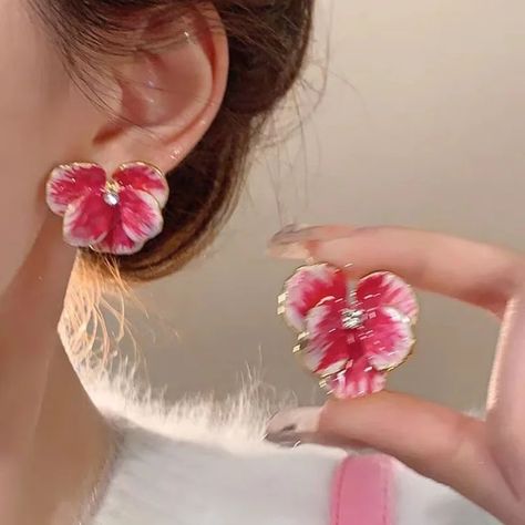 Cute Oil Dropping Blue Flower Earrings for Women Retro Petal Pink Flower Stud Earring Summer Jewelry Luxury Earrings, Flower Stud Earrings, Flower Stud, Stud Earrings For Women, Flower Earrings Studs, Flower Studs, Luxury Women, Womens Fashion Trends, Sweet Girls