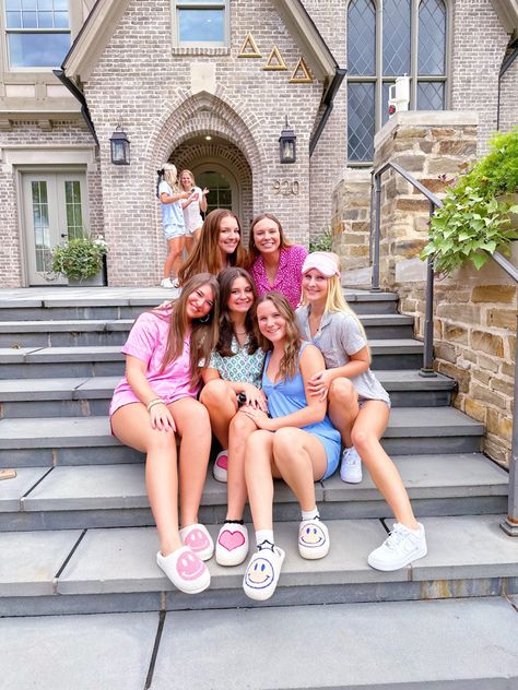 tridelta pj theme sorority work week Themes Sorority, Sorority Work Week, Sorority Pictures, Senior Hoco, Sorority Themes, Week Outfits, Pj Party, Tri Delta, Sorority Recruitment