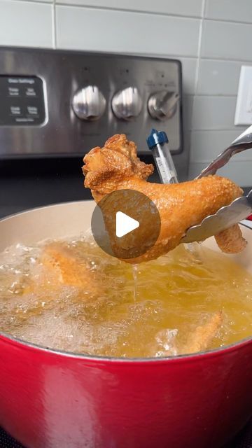 Chinese Wings Fried, General Tso Chicken Wings, Making Chicken Wings, Chinese Takeout Chicken Wings, Fried Chicken Wings In Air Fryer, Fry Chicken In Air Fryer, Fry Wings Recipe, Best Fried Chicken Wings Recipe, How To Fry Chicken Wings