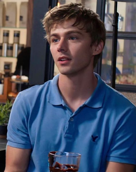 13rw Cast, Miles Heizer, Connor Jessup, Alex Standall, Tyler Young, 13 Reasons Why Reasons, Justin Foley, Beyond Good And Evil, Thirteen Reasons Why