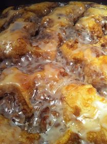 Pots, Pans, Pins and Prayers: Cinnabon Cinnamon Roll Cake Bun Cake Recipe, Cinnabon Cinnamon Roll Cake, Cinnamon Roll Coffee Cake, Cinnamon Roll Coffee, Cinnamon Bun Cake, Bars Dessert, Coffee Cake Recipes Easy, Bun Cake, American Foods