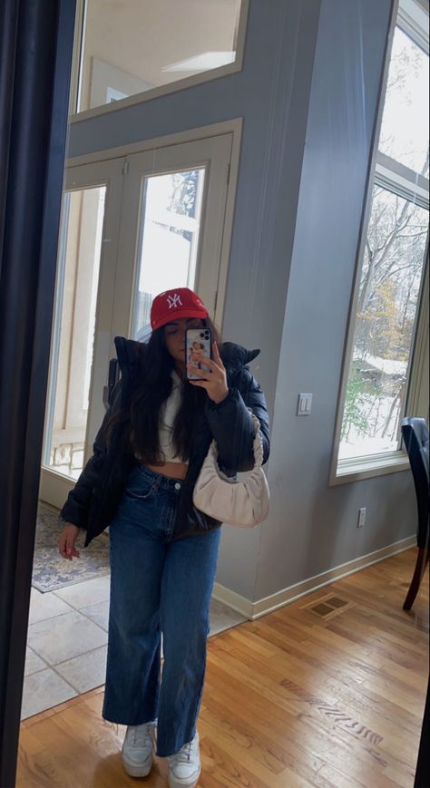 red hat outfit fit jeans puff puffer aesthetic y2k white rutched mirror selfie picture nails pink blue fall winter autumn Red Hat Outfit Winter, Red Hat Outfit, Nails Pink Blue, Puffer Aesthetic, Hat Outfit Winter, Blue Outfit Winter, Hat Outfits, Selfie Picture, Hat Outfit