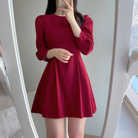 Clothes Sport, Aesthetic Edgy, Birthday Night, Euphoria Fashion, Cute Formal Dresses, Red Outfits, Simple Style Outfits, Autumn Girl, Skater Aesthetic