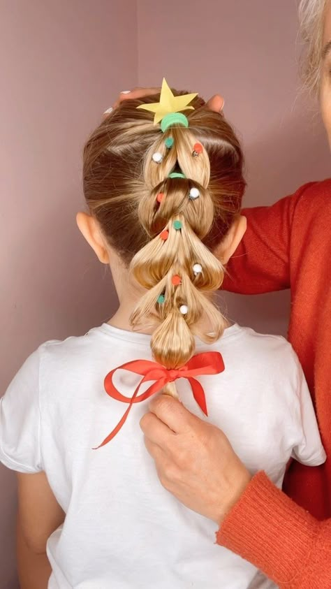 Pull Through Braid, Christmas Hairstyles, Cute Christmas Tree, Holiday Hairstyles, Christmas Hair, Pull Through, Cute Christmas, Braid Styles, A Holiday