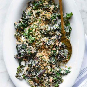 Easy Creamed Swiss Chard with Garlic Breadcrumbs | foodiecrush.com Easy Chicken Fettuccine Alfredo, Thanksgiving Side Dish Recipes, Csa Box, High Potassium Foods, Potassium Foods, Teriyaki Chicken And Rice, Swiss Chard Recipes, Turkey Meatballs Baked, High Potassium