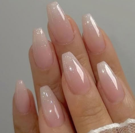 Uñas Color Coral, Prom Nails Silver, Casual Nails, Soft Nails, Bride Nails, Short Acrylic Nails Designs, Neutral Nails, Prom Nails, Classy Nails