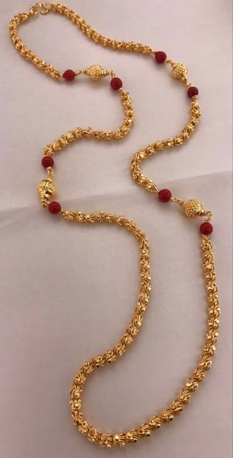 Havala Jewellery, Gold Mala Designs, Gold Payal Design, Temple Set Jewellery, Gold Rings Jewelry Design, Simple Black Beads, Gold Payal, Malabar Jewellery, Thali Chains