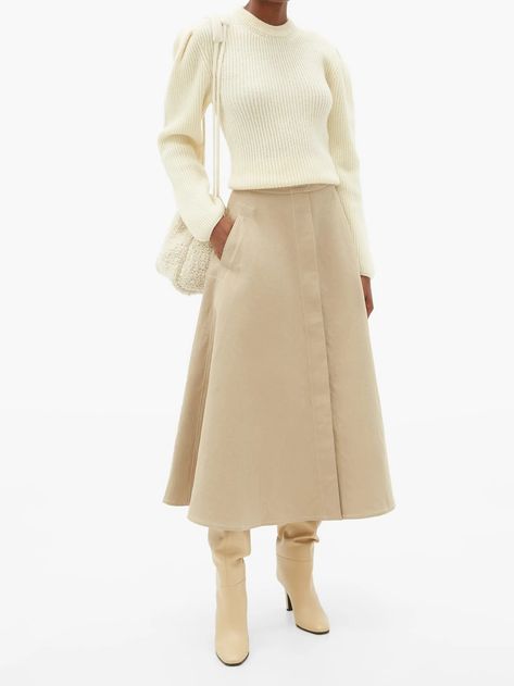 Beige Leather Skirt Outfit, Linen Skirt Outfit, Beige Skirt Outfit, Uniqlo Skirt, Beige Midi Skirt, Outfit Modest, Leather Skirt Outfit, Midi Skirt Outfit, Winter Skirt Outfit