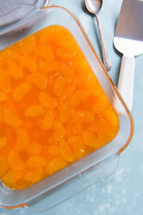 Mandarin Orange Jello Salad, Orange Jello Salad, Pudding Whipped Cream, Jello Fruit Salads, Orange Jello Salads, Jello Mold Recipes, Congealed Salad, Jello Dessert Recipes, Retro Desserts