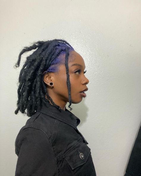 Colored Roots Locs, Dark Purple Locs, Reverse Dyed Locs, Midnight Blue Locs, Dark Blue Locs, Blue Roots Black Hair, Dyed Roots On Black Hair, Teal Locs, Lavender Locs