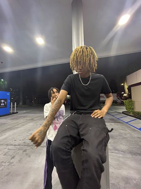 rich amiri and autumn Rich Amiri Tattoo, Rich Amiri One Call, Rich Amiri Rapper, Rich Amiri Wallpaper, Dd And Amiri, Autumn Rapper, Rich Amiri Pfp, Rich Amiri, Husband Appreciation