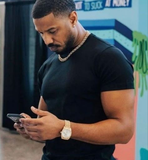 B Jordan, Michael B Jordan Outfits, Michael B Jordan Style, Insta Outfits, Michael B Jordan, Fine Black Men, Stylish Men Casual, Stylish Mens Outfits, Michael Jordan