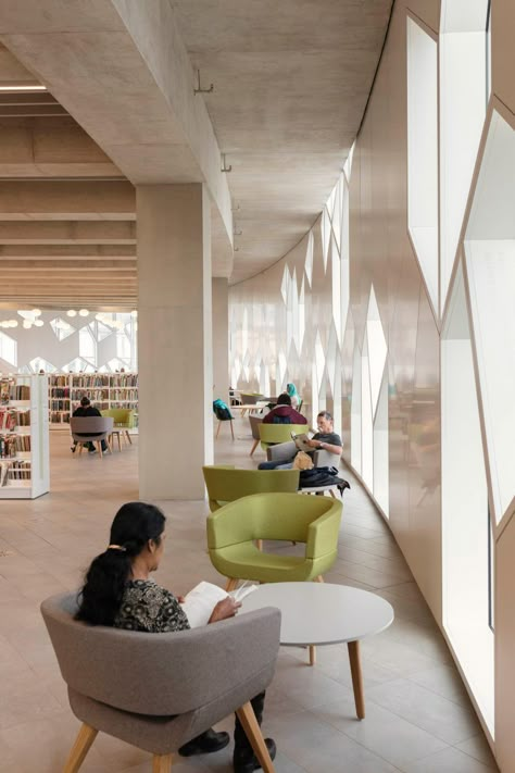 Library Skylight, Snohetta Architecture, Library Furniture Design, Public Library Design, Library Interior, Library Architecture, Library Furniture, Modern Library, Central Library