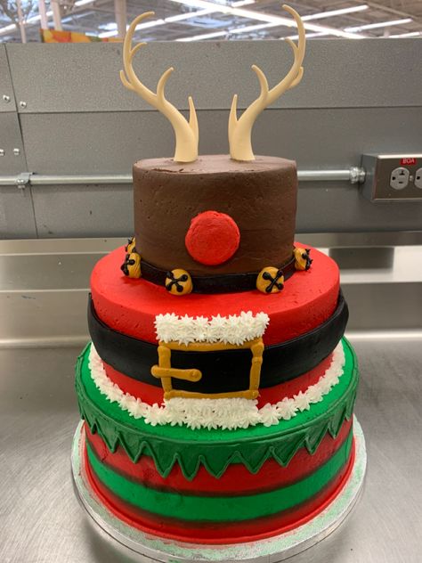 Two Tier Christmas Cake, Cakes 2023, Xmas Cakes, Winter Cakes, Reindeer Cakes, Frosting Flowers, Lemon Cakes, Pops Cake, Christmas Themed Cake