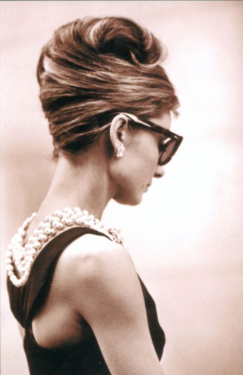 8 Iconic Audrey Hepburn Hairstyles Long Hairstyle, Hepburn Style, Taylor Hill, Breakfast At Tiffanys, Janis Joplin, Beauty Icons, Popular Hairstyles, Miranda Kerr, Bob Dylan