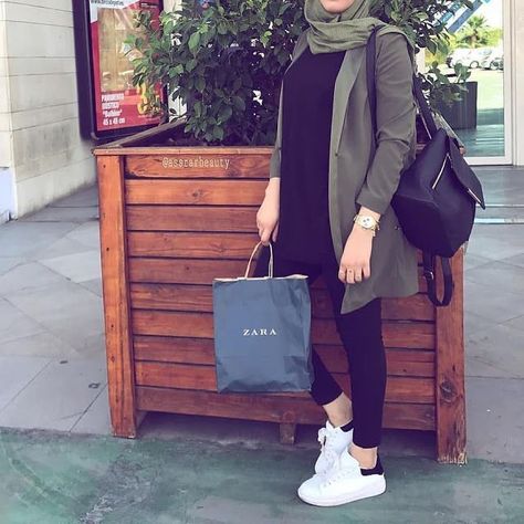 Street Hijab, Hijab Fashion Summer, Estilo Hijab, Hijab Inspiration, Street Hijab Fashion, Hijab Style Tutorial, Hijab Fashionista, Modern Hijab Fashion, Modern Hijab