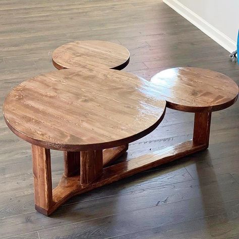 Mickey Mouse Room, Mouse Diy, Disney Home, Diy Table, Diy Wood Projects, Other Colors, Wood Diy, Wood Projects, New Homes