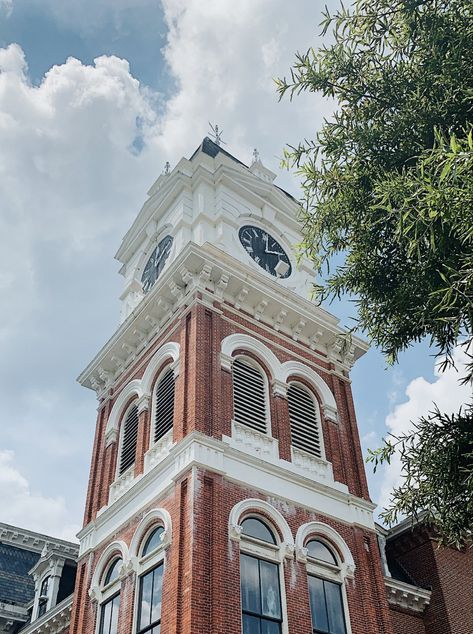 mystic falls virginia Mystic Falls Virginia, Vacation Vibes, Mystic Falls, Sims House, Vampire Diaries, Virginia