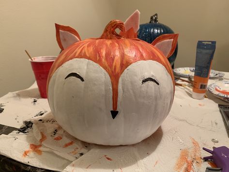 Fox Fox Pumpkin Decorating, Painted Fox Pumpkin, Fox Pumpkin Painting, Wolf Pumpkin Painting, Fox Pumpkin Painted, Fox Pumpkin, Pumpkin Books, Pumpkin Decorating Contest, Pumpkin Contest