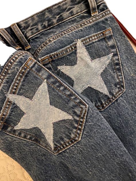 Bleached Star Jeans, Star Jeans Diy, Drawn On Jeans, Thrift Flips, Upcycle Clothes Diy, Thrift Flip, Star Embroidery, Jeans Diy, Diy Sewing Clothes