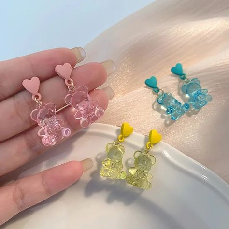 Cute Acrylic Gummy Bear Dangle Earrings https://sasadesiles.fr/products/cute-acrylic-gummy-bear-dangle-earrings SASA DES ILES #Bestseller Candy Gummy, Bear Earrings, Baby Rings, Makeup Sale, Earrings Colorful, Bear Pendant, Girl Jewelry, Gummy Bear, Korean Fashion Trends