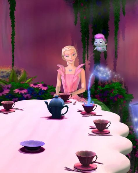 Barbie™ no Instagram: “☕💗🧁 | Barbie Fairytopia . . • Follow…” Old Barbie Movies, Barbie Old, Barbie Movies List, Girly Nostalgia, Golden Bday, Old Barbie, Aesthetic Barbie, Manny Jacinto, Childhood Aesthetic