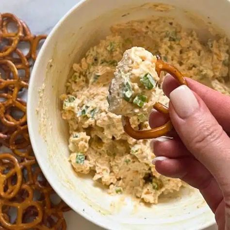 OMG Pretzel Dip! - Career Girl Meets... Dips For Crackers And Pretzels, Pretzel Thins Dips, Soft Pretzel Dipping Sauce, Omg Pretzel Dip, Mustard Dip For Pretzels Recipes, Soft Pretzel Mustard Dip, Pretzel Appetizers, Gf Dips, German Beer Cheese Dip For Pretzels