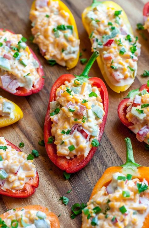 Sweet mini peppers and pimento cheese are a match made in snacking heaven! Serve these Pimento Cheese Stuffed Peppers at your next party or picnic and watch them disappear! Pimento Cheese Recipe Easy, Pimento Cheese Sandwiches, Pimento Cheese Recipes, Cheese Stuffed Peppers, Stuffed Mini Peppers, Pimento Cheese, Party Finger Foods, Cheese Stuffed, Supper Recipes