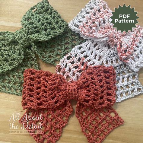 🔹🔹 PATTERN ONLY 🔹🔹 Get ready for back to school! This crochet pattern is for a mesh hair bow and is available as an instant download in pdf format. Pattern is the perfect hair accessory for fall and back to school - for girls of all ages. Enhance your accessory collection by making these charming crochet mesh hair bows. Make it as a gift for friends, family, or yourself.  This crochet pattern is beginner friendly. The hair bow features an offset mesh design . The perfect accessory for back to school! The main stitch used is the double crochet. Choose any colors you like - color variations are shown in photos. You will find a number of photos included with the pattern to help you along the way. Once payment is confirmed, you will receive an email with a download link. Purchase is for th Free Crochet Hair Bow Pattern, Crochet Head Accessories, Crochet Hair Bows Free Pattern, Crochet Bow For Hair, Crochet Hair Accessories Free Pattern, Crochet Bows Hair, Hair Bow Crochet Pattern, Crochet Bow Hair Clip, Crochet Bow Pattern