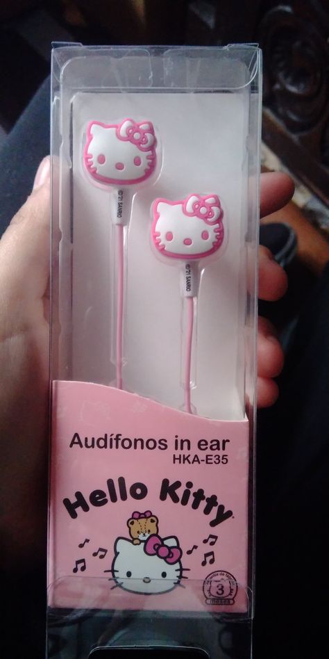 Hello Kitty Earphones Pink Music Cute Hello Kitty Earphones, Hello Kitty Earbuds, Pink Earphones, Hello Kitty Headphones, Hello Kitty Room Decor, Hello Kitty Videos, Unicorn Themed Birthday Party, Hello Kitty Makeup, Rhinestone Projects