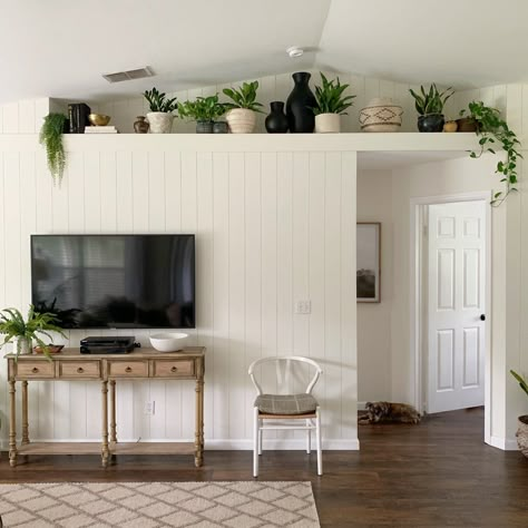 Ceiling Nook Decor Ideas, Indoor Ledge Decor, Vaulted Ceiling Plant Shelf Decor, Planter Shelf Decor Ideas, Vaulted Ceiling Ledge Decor, High Ledge Decorating Ideas Living Rooms, Living Room Ledge Decor Vaulted Ceilings, Soffit Decorating Ideas, Ledge Decorating Ideas Living Room