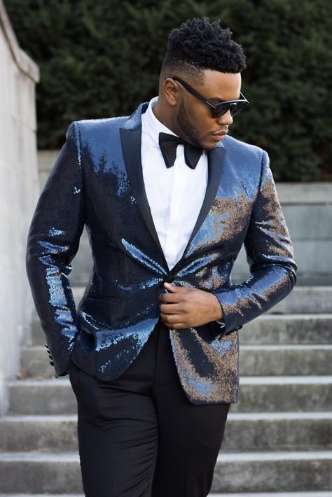 Prom 2k22, Grad Suits, Looks Adidas, Party Outfit Men, Young Mens Fashion, Blazer Outfits Men, Sparkle Outfit, Party Jackets, Sequin Blazer