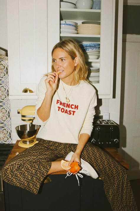 The Fancy Loungewear Looks That Will Instantly Boost Your Mood Fancy Loungewear, Fashion Me Now, Loungewear Outfit, Lucy Williams, Loungewear Outfits, Summer Work Outfits, Super Rich, Looks Street Style, Trik Fotografi