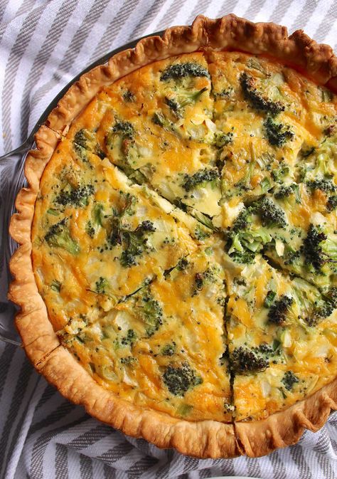 Broccoli Cheddar Quiche | 12 Tomatoes 12 Tomatoes 3 Cheese Quiche, Broccoli Cheddar Quiche, Cheddar Quiche, Veggie Quiche, Broccoli Quiche, Broccoli Dishes, Vegetable Quiche, Cheese Quiche, Breakfast Casseroles