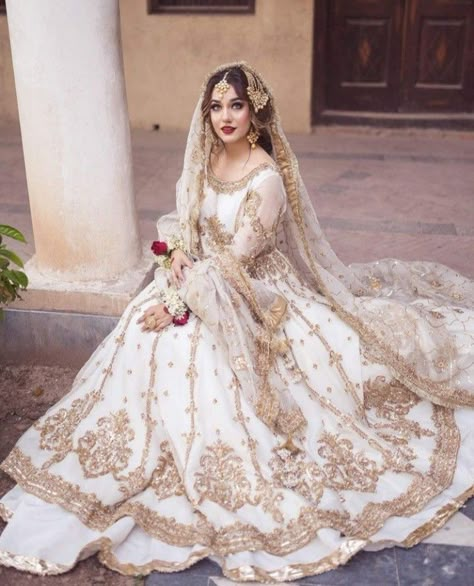 Nikkah Look, Nikah Dresses, Nikkah Ideas, Nikkah Outfit, Nikah Outfit, Nikah Dress, Desi Wedding Dresses, Asian Wedding Dress, Nikkah Dress