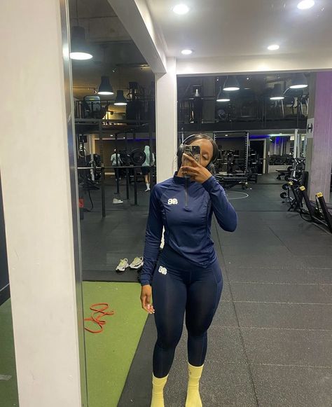 Faceless Gym Pics, Thick Gym Body Type, Black Fitness Aesthetic, Gym Outfits Black Women, Cardio Outfit, Gym Transformation Women, Gym Body Black Women, Gym Black Women, Black Women Workout