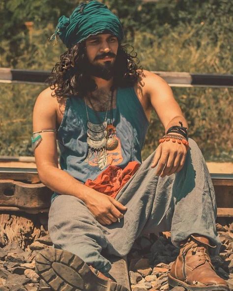 Long hair style on Instagram: “Yes or No?🤙 - Follow us for more. - - #longhairboys #longhairdontcare #longhair #menbunstyle #menbeard #menfashion #menbun…” Hippie Boy Outfits, Hippie Outfits Men, Hippie Style Men, Boho Hippie Aesthetic, What Is My Purpose, Hippie Boy, Boho Men Style, Bohemian Men, Hippie Men