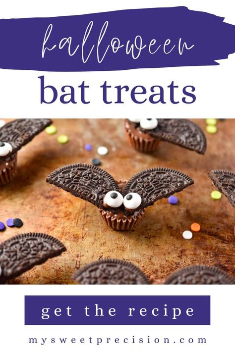 These Reese's Bats are the perfect no-bake Halloween treat that will be ready in under 10 minutes. These little bat desserts combine two of my favorite things—Oreo Cookies and Reese's Peanut Butter Cups. Bat Desserts, Bake Halloween, Moist Spice Cake, Bats Cookies, Oreo Filling, Halloween Oreos, Reese's Peanut Butter Cups, Canned Frosting, Halloween Spooktacular