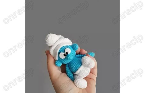 Free Amigurumi Smurf Crochet Pattern Crochet Smurf Pattern Free, Crochet Smurf, Monthly Crafts, Crochet Amigurumi Free Patterns, Crochet Amigurumi Free, Cute Turtles, Crochet Keychain, Crochet Bear, Daisy Pattern