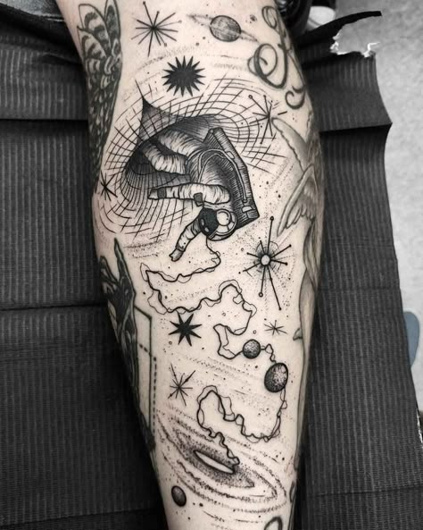 The alternative reality in tattoo by Thomas Eckerd | iNKPPL Reality Tattoo, Space Tattoo Sleeve, Alternative Reality, Mangas Tattoo, Backpiece Tattoo, Astronaut Tattoo, Unusual Tattoo, Surreal Tattoo, Universe Tattoo