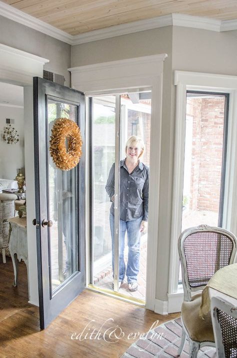 A Retractable Screen Door | Edith & Evelyn | www.edithandevelynvintage.com Full Glass Front Door, Screen Door Ideas, Single Patio Door, Glass Screen Door, Front Door With Screen, Phantom Screens, Southern Romance, Retractable Screen Door, Front Door Styles