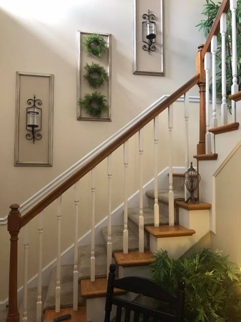 Biophilic Aesthetic, Stair Well Decor, Stair Wall Ideas, Stairway Wall Decor, Stairs Wall Decor Ideas, Stairs Wall Design, Stairs Wall Decor, Stair Landing Decor, Decorating Stairway Walls