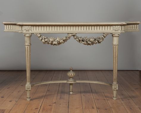 French Provincial Console Table, Classic Console Table, French Console Table, Fine Antique Furniture, Classic Console, Antique Tables, Small House Interior, Small House Interior Design, Entrance Foyer