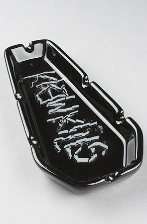 KR3W KILLS coffin ashtray Coffin Ashtray, Streetwear Styles, 20 Off, Art Stuff, Cigars, Don't Worry, Streetwear Fashion, Ash, Black